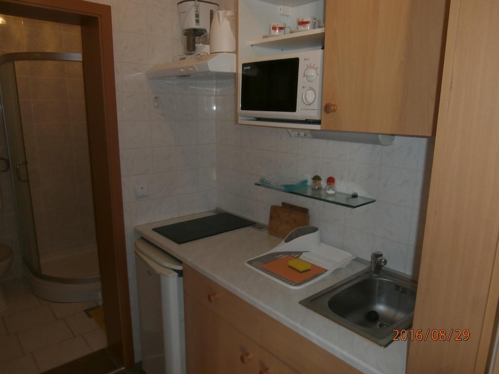 Apartments Meni Drage Exterior foto